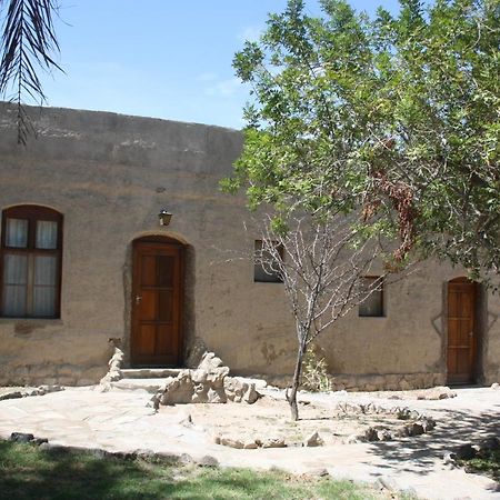 Fort Sesfontein Lodge & Safaris エクステリア 写真