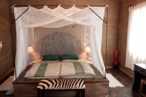 Fort Sesfontein Lodge & Safaris エクステリア 写真